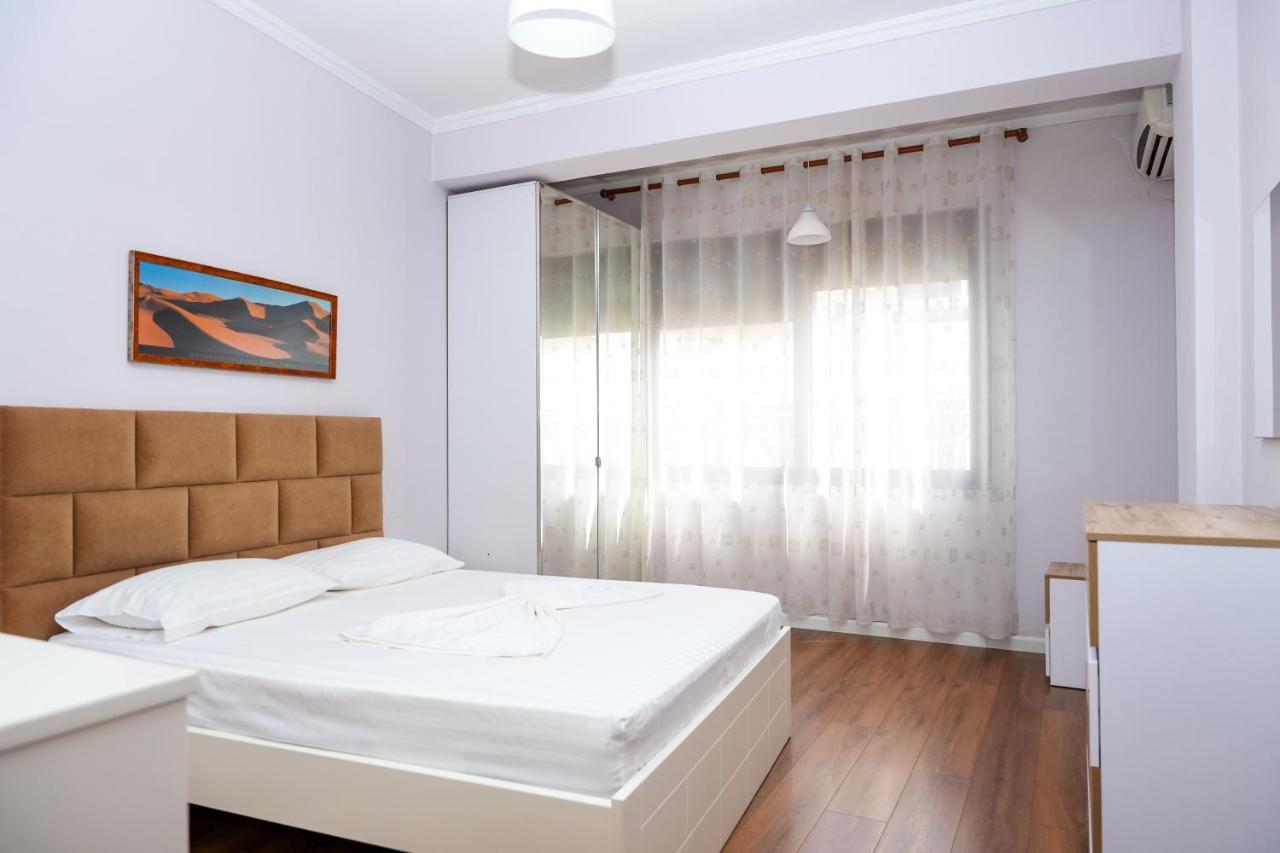 Cozy Apartment In The Heart Of Tirana ! 外观 照片
