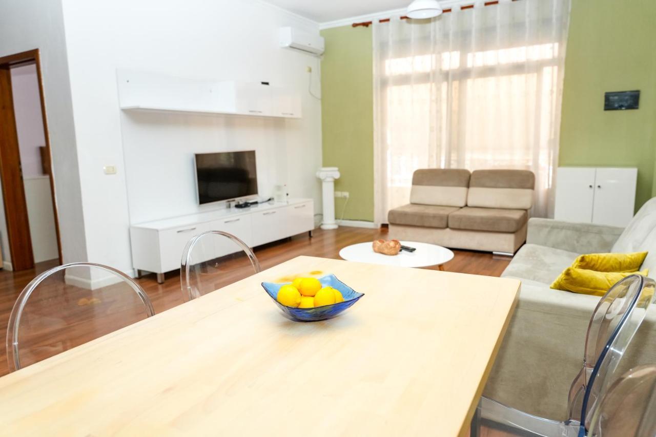 Cozy Apartment In The Heart Of Tirana ! 外观 照片